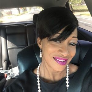 Meet your Posher, Paulette